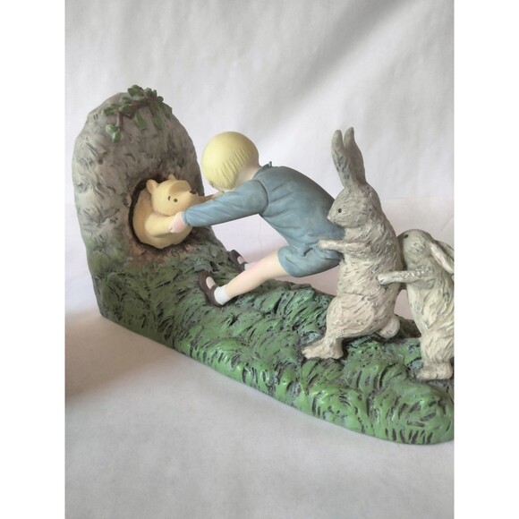 Classic Disney Winnie the Pooh Bear & Christopher Robin Bookends Stuck in Hole - Picture 2 of 9